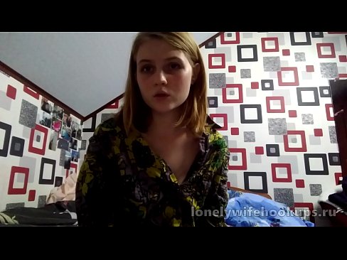 ❤️ A una jove estudiant rossa de Rússia li agraden les polles més grans. Vídeo porno al porno ca.sexeey.ru